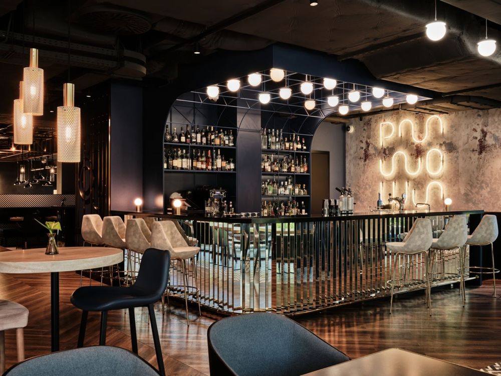 皇家郁金香华沙公寓酒店 | 复古与现代的完美融合