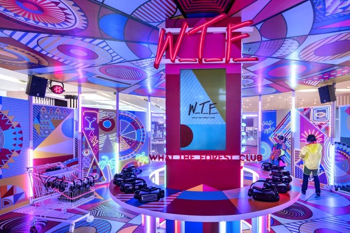 泰国曼谷“WTF 俱乐部” —— 创新零售空间设计