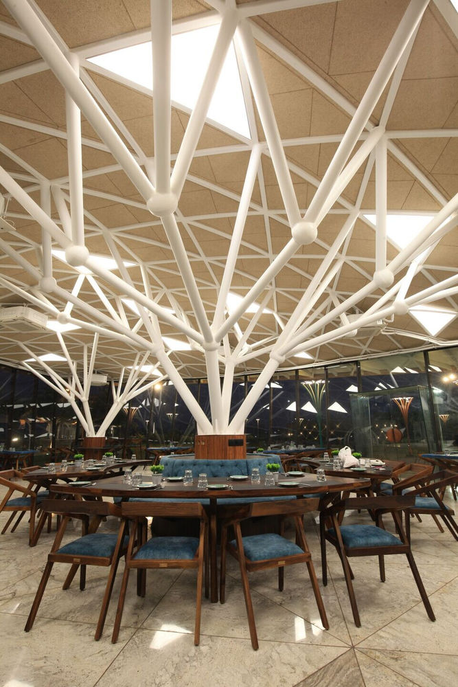 绿意盎然的自然餐厅——印度 Surat Pavilion