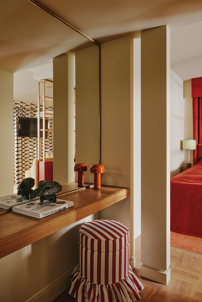 Aparthotel Locke am Platz凭借戏剧风格挖掘苏黎世的现代主义遗产