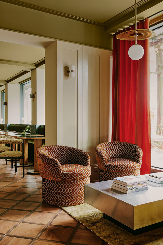 Aparthotel Locke am Platz凭借戏剧风格挖掘苏黎世的现代主义遗产
