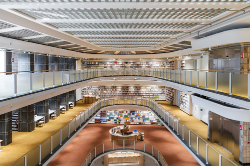 Opera校园 / B-architecten