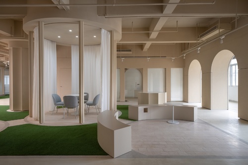 朝向集团总部办公室室内设计 / Studio 10