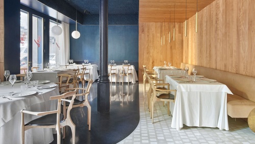 MESURA将巴塞罗那标志性的Cheriff餐厅与手工制作的精致融合在一起