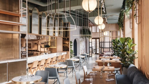 莫斯科的 “the” 餐厅怀旧的魅力拥抱千禧一代