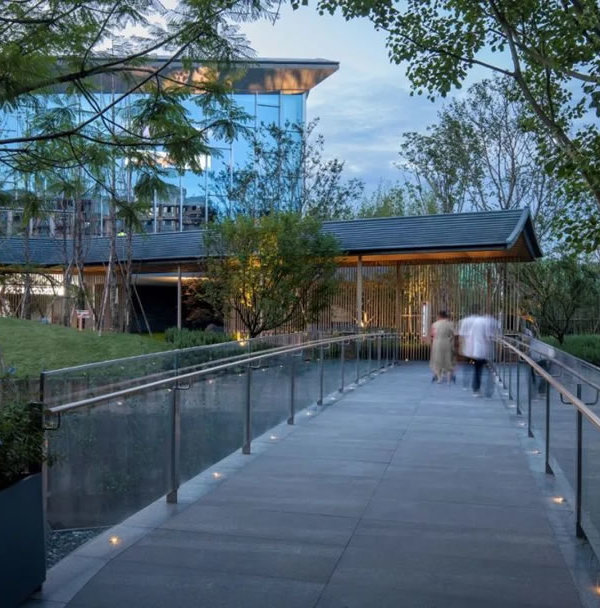 峨眉山国际康养中心 | 自然美学与生态共生的养老新境