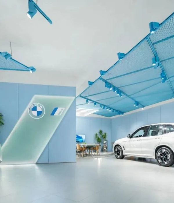 BMW i 成都天街店 | 数字化展示与自然灵感的完美结合