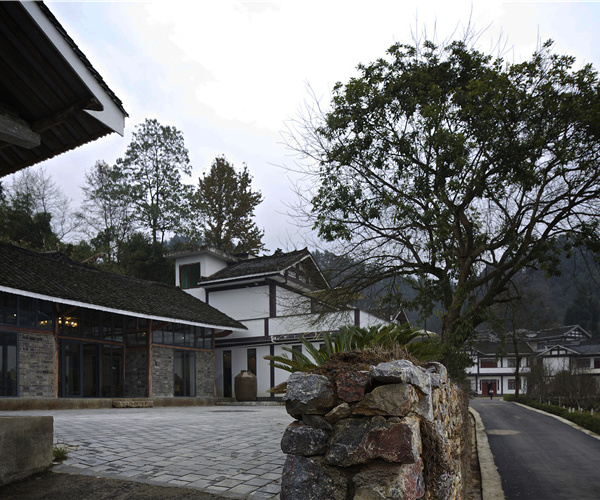 贵州烟岚旅居度假酒店——传统与现代的和谐共生