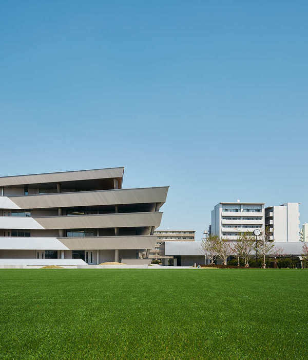 Osaka Gakuin University Senior High School | 船型建筑引领教育创新