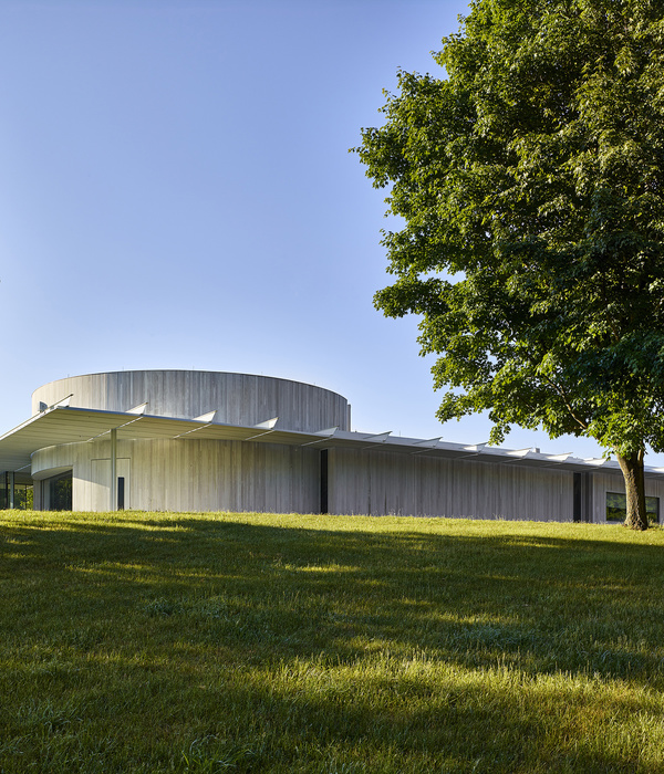 Monmouth Battlefield State Park Visitor Center | 历史遗迹中的绿色现代景观