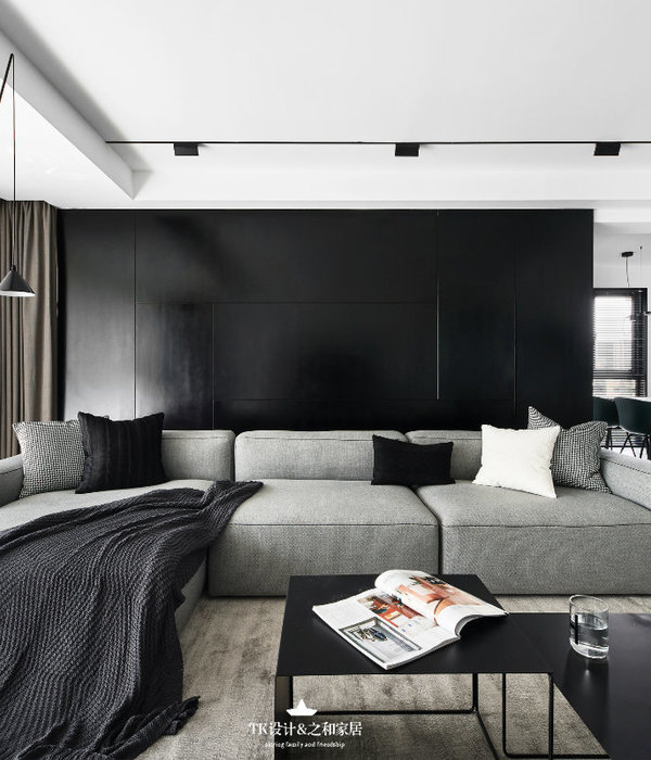 河滨公寓现代简约家居设计，绿色主卧显宁神效果