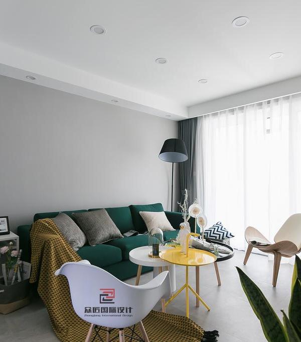 惠译设计工作室 | 平层空间 | 纯粹生活，浪漫时光