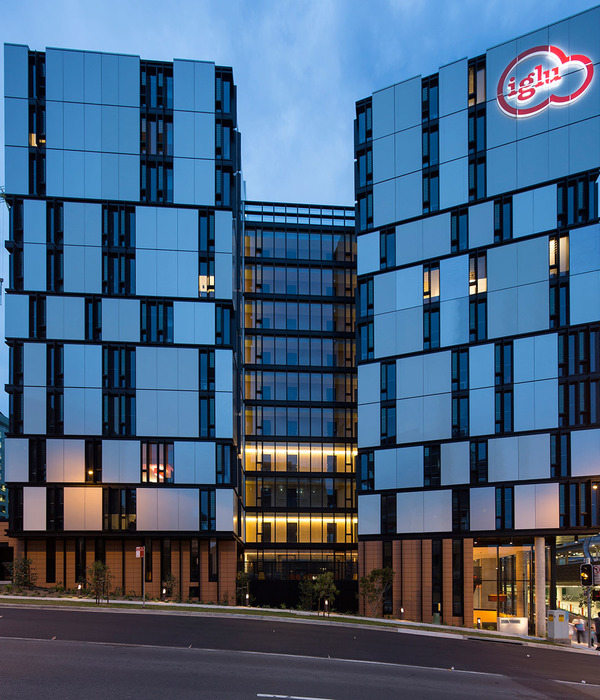 Iglu Chatswood, Chatswood Bates Smart