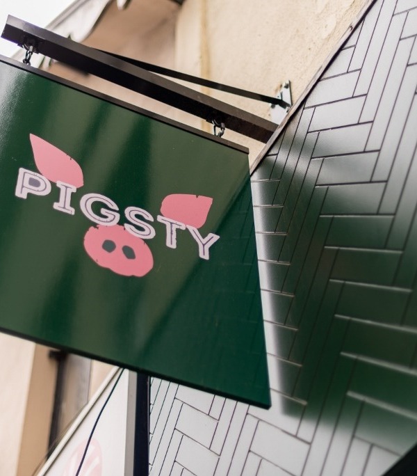 Bristol 新餐厅“Pigsty”的工业风设计