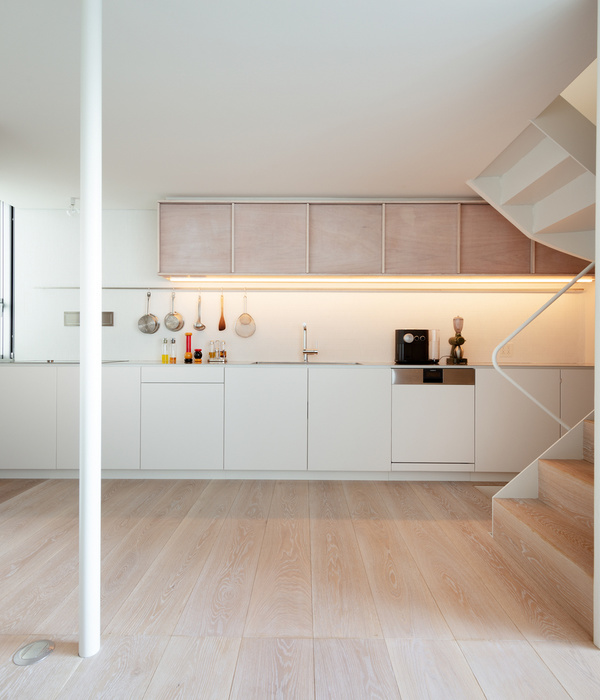 东京小户型的悬浮之家