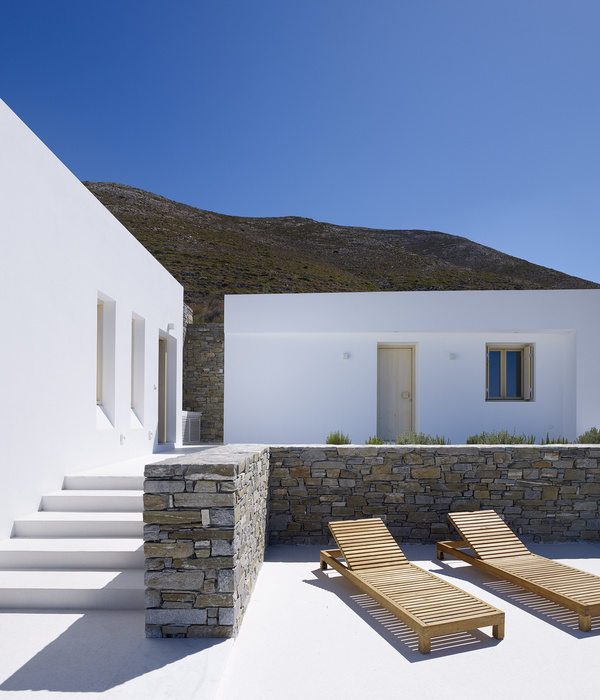 坡地之宅 | 重塑帕罗斯岛的 cycladic 建筑风格