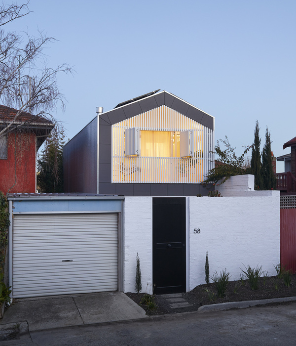 独特“doughnut”布局，打造舒适宜居的 St Kilda Cottage House