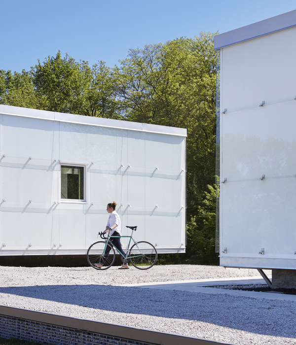 LEED Platinum 认证的 12th Street House | 绿色智能家居的典范