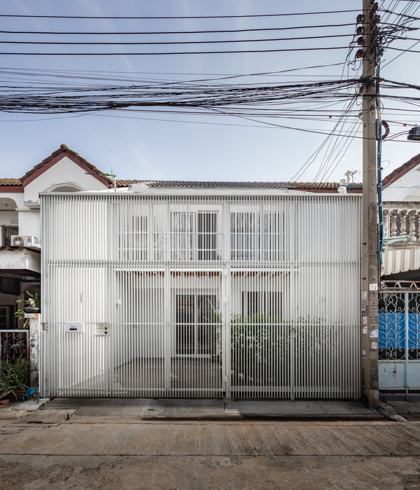 三室住宅变家居工作室，空间利用与隐私兼顾