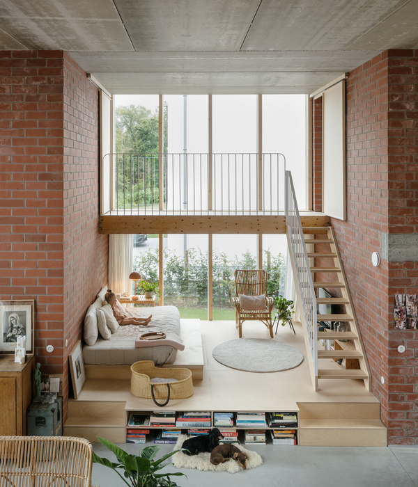 BLAF Architecten 打造比利时 fmM House，艺术与自然共融的现代建筑典范