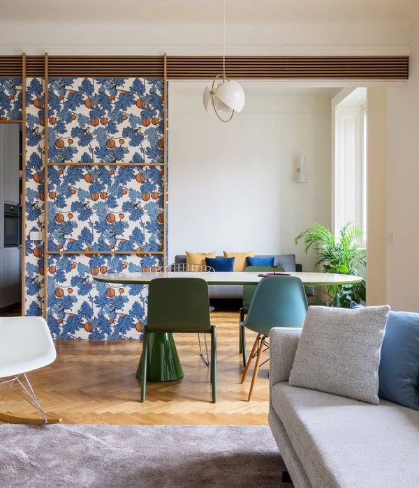 30 年代魅力建筑的现代重生 | 铁艺楼梯、东西方风格对话