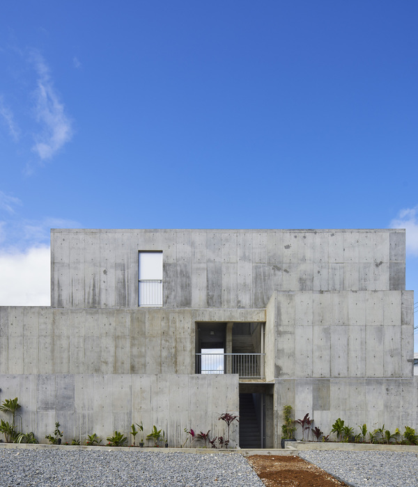 Yohei Kawashima Architects 打造奥克兰私密别墅 O House，天空庭院诠释静谧时光