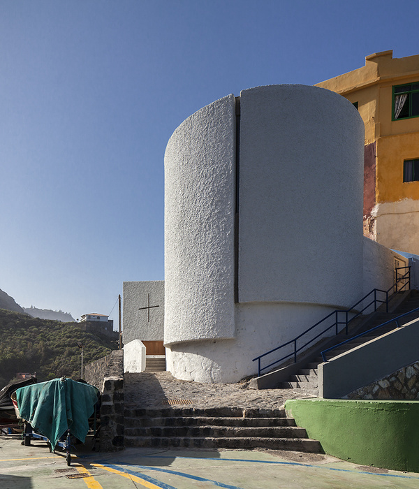 悬崖之上的海洋之星——Stella Maris Chapel