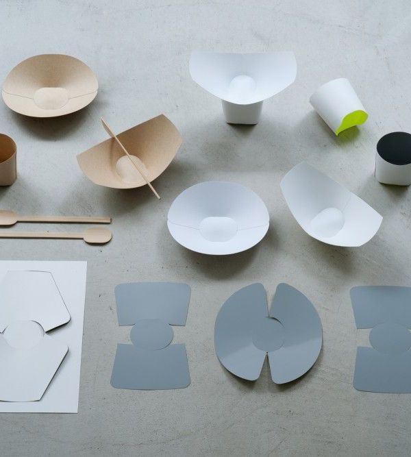 Wallpaperplate for WALLPAPER_ Exhibition 2011 magazine, Milan, Disposable tableware Teruhiro Yanagihara