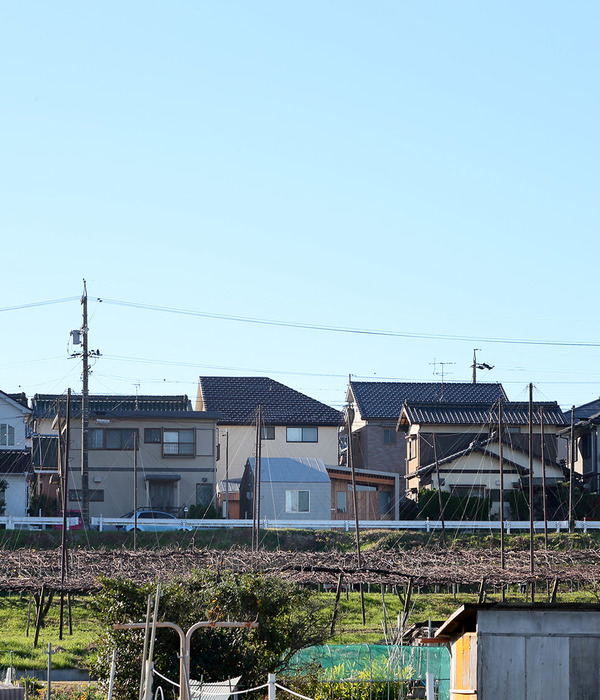 "间之间"住宅 | 家庭关系的缓冲与共享空间