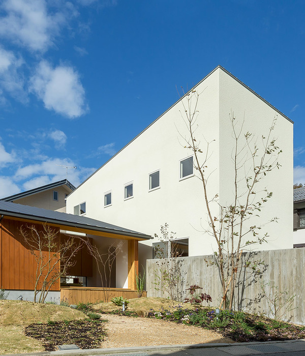 日本米原市小住宅 | 双空间和谐共生