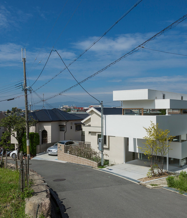 日本丰中住宅——动感抽象的空间设计