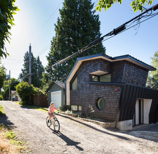 温哥华“Miko Laneway House”多代同堂的日式殖民风格住宅