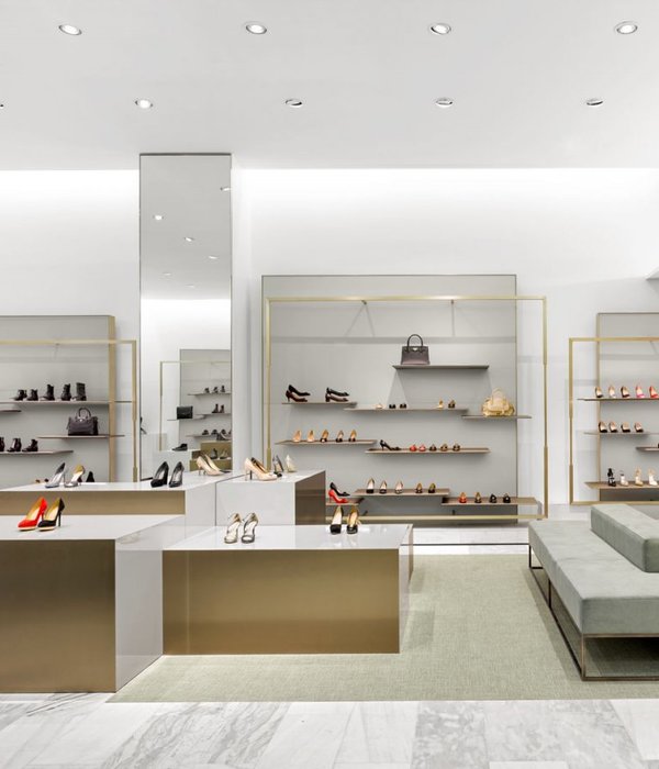 Burdifilek 打造 DAVIDS Footwear 多伦多旗舰店，奢华鞋类展示新典范