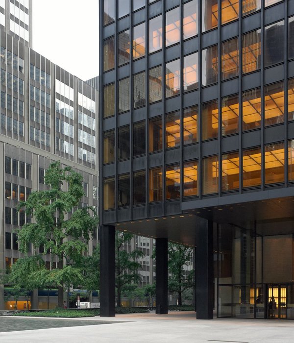 密斯·凡德罗的 Seagram Building | 现代主义摩天大楼的典范