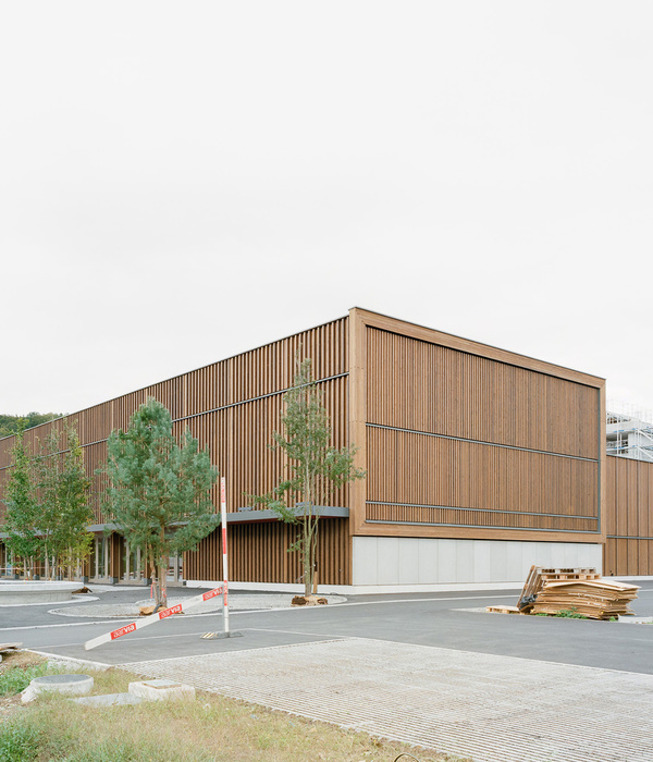 Untersiggenthal乡村服务中心 / NYX ARCHITECTES