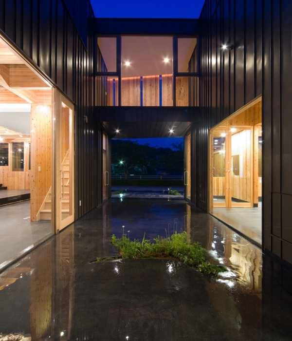 LOW MILEAGE HOUSE (COCORO ANIMAL CLINIC+I邸)