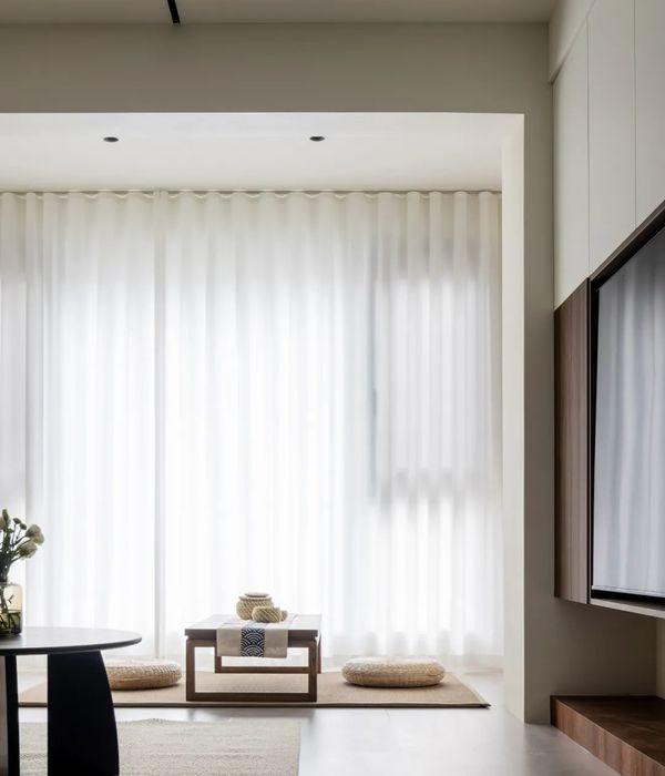 129㎡简约私宅 | 白色与木色的温柔交织