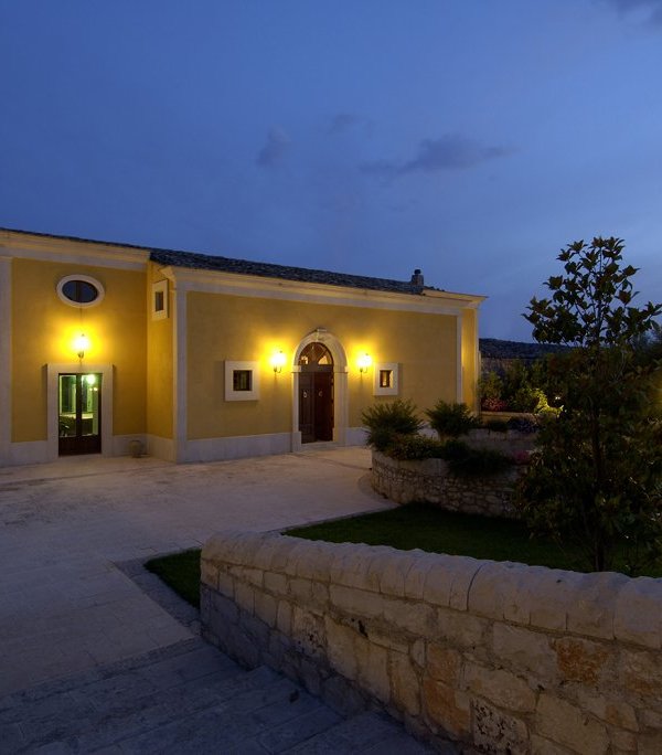 Farmhouse in the Sicilian countryside