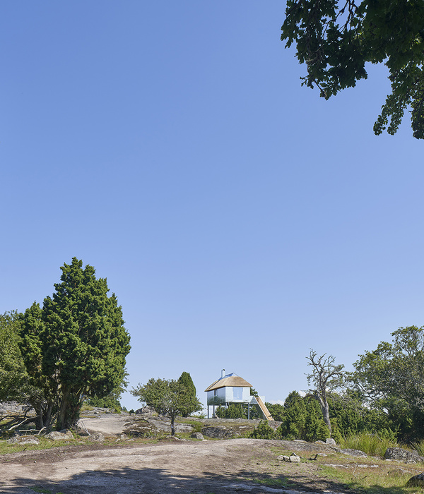 瑞典自然保护区镜面小屋，消失在野生动物身边的奇幻体验