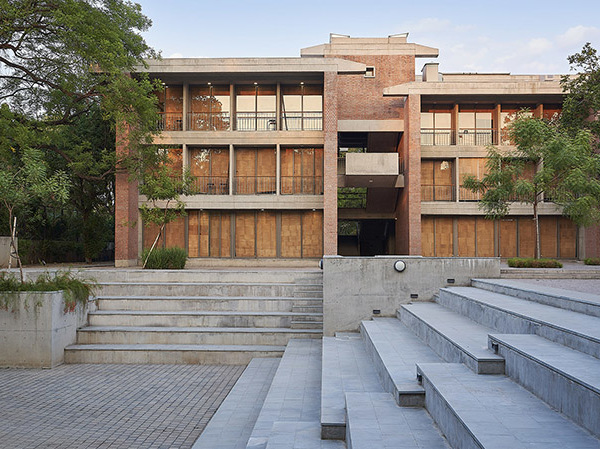 CEPT大学扩建，印度 / CCBA Designs 