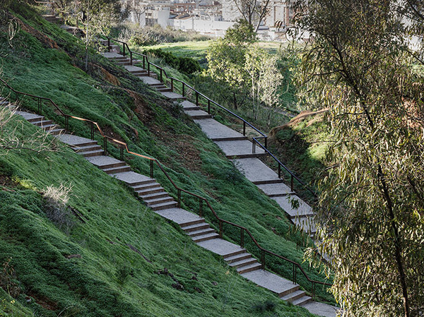 El Conquero景观改造，西班牙/ M. Luz Galdames Márque & Luisa Alarcón González+estudio ACTA