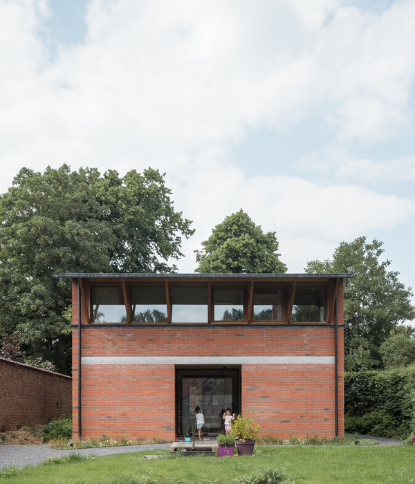 tmEK House | BLAF Architecten 的砖构建筑实验