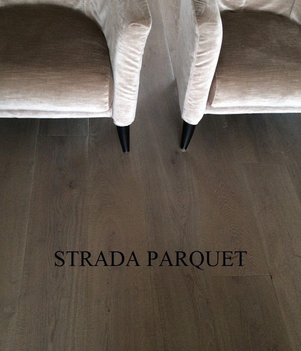 Parquet Rovere prefinito 2500x220x16mm tinta grigio cemento anticato