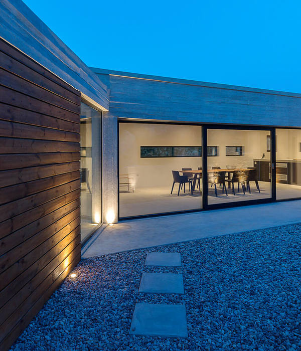 A House Between the Rocks Aristides Dallas Architects