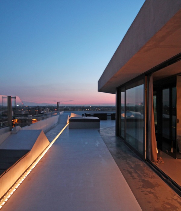 Concrete Penthouse