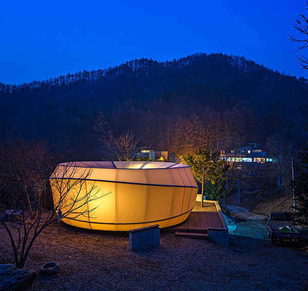 韩国 Glamping 建筑设计，自然与现代的完美融合