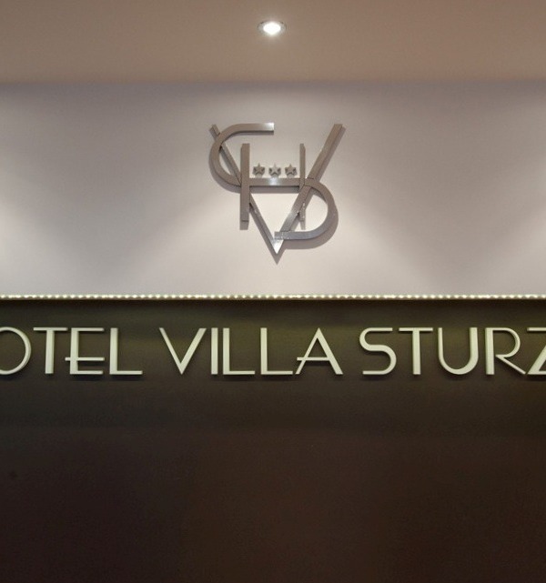 2011 年完成的 Hotel Villa Sturzo 酒店室内设计