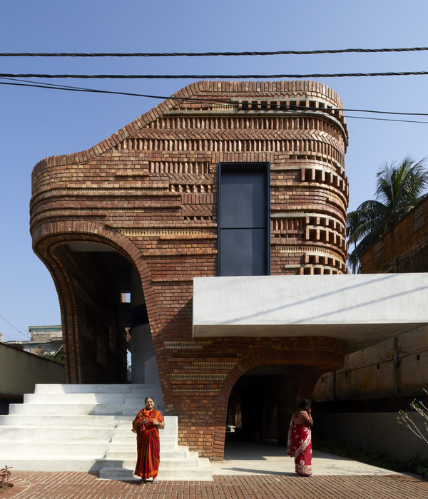社区共享的艺术空间——印度 Gallery House