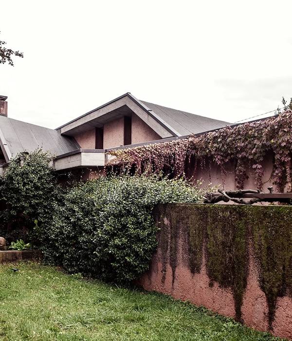 CASA TABARELLI CARLO SCARPA