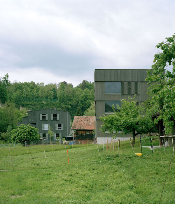 LVPH Architectes 打造瑞士福里堡羊群小屋，简约木质结构融入自然景观